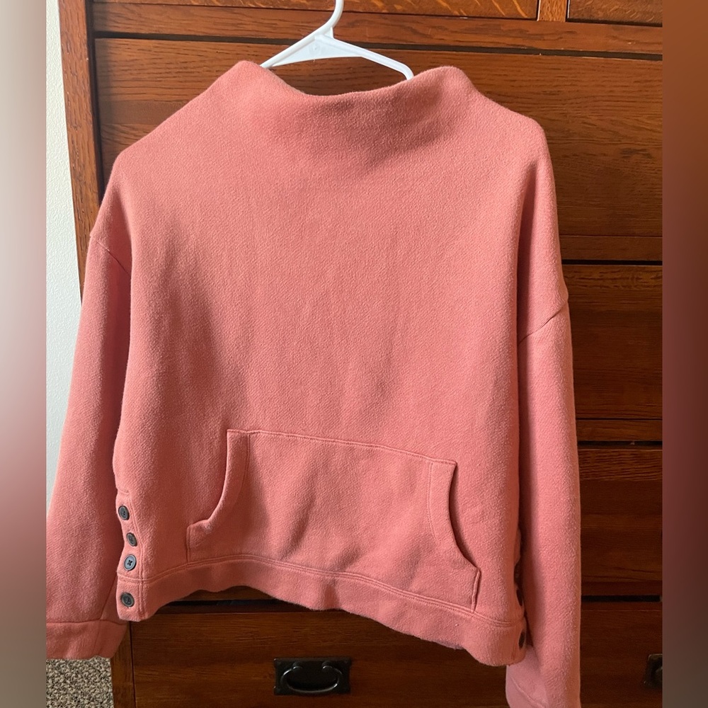 Madewell lounge sweatshirt.